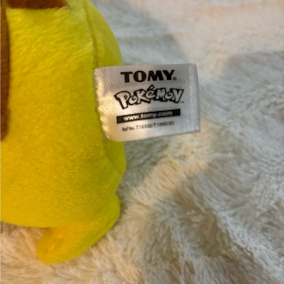 Pokemon Christmas Pikachu Plush - Picture 3 of 3